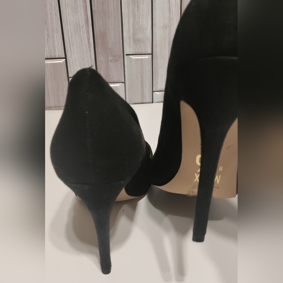 Black pumps - Picture 8 of 8